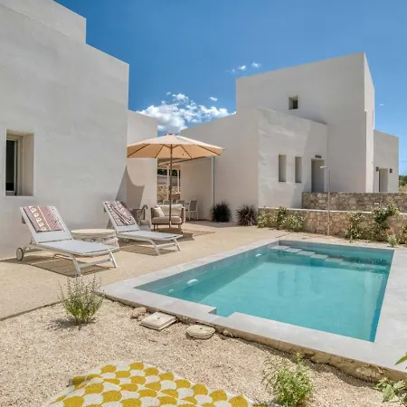 Alma - Center ヴィラ *